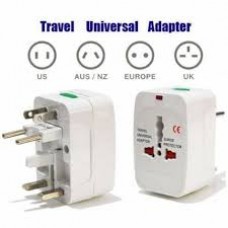 ADAPTADOR UNEVERSAL VIAJERO 4 EN 1